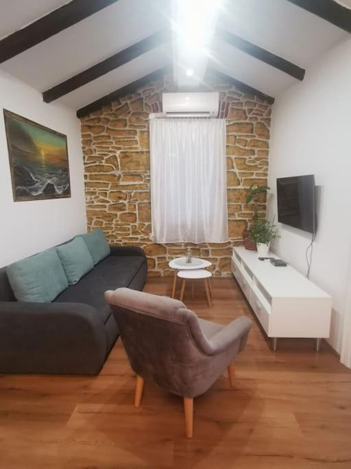 Loft Apartment Pula Exterior photo